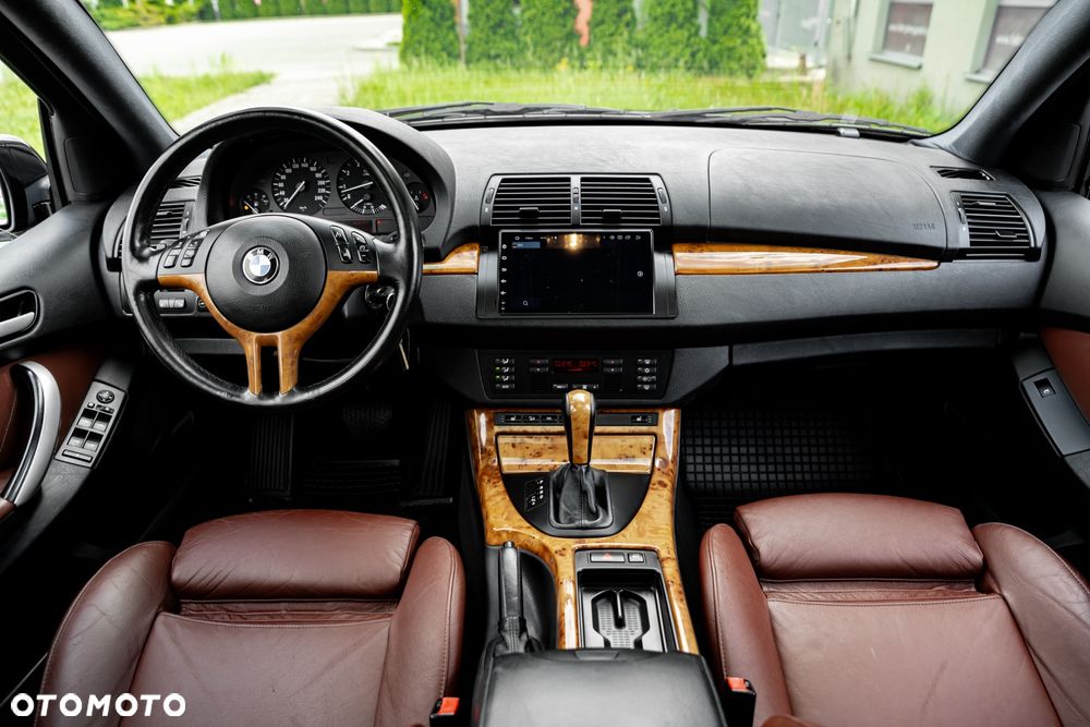 BMW X5 3.0 i - 24