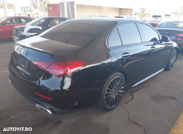 Mercedes-Benz C 300 9G-TRONIC Avantgarde - 4