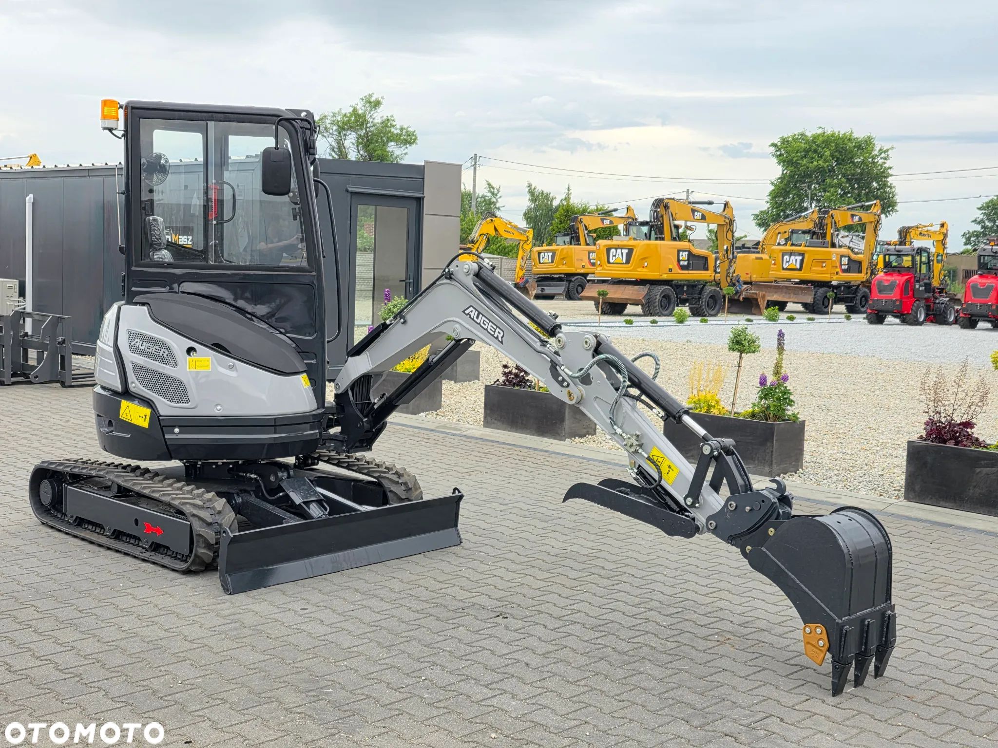 Inny NOWA MINIKOPARKA AUGER 30, WAGA 2700 KG, KUBOTA silnik - 1