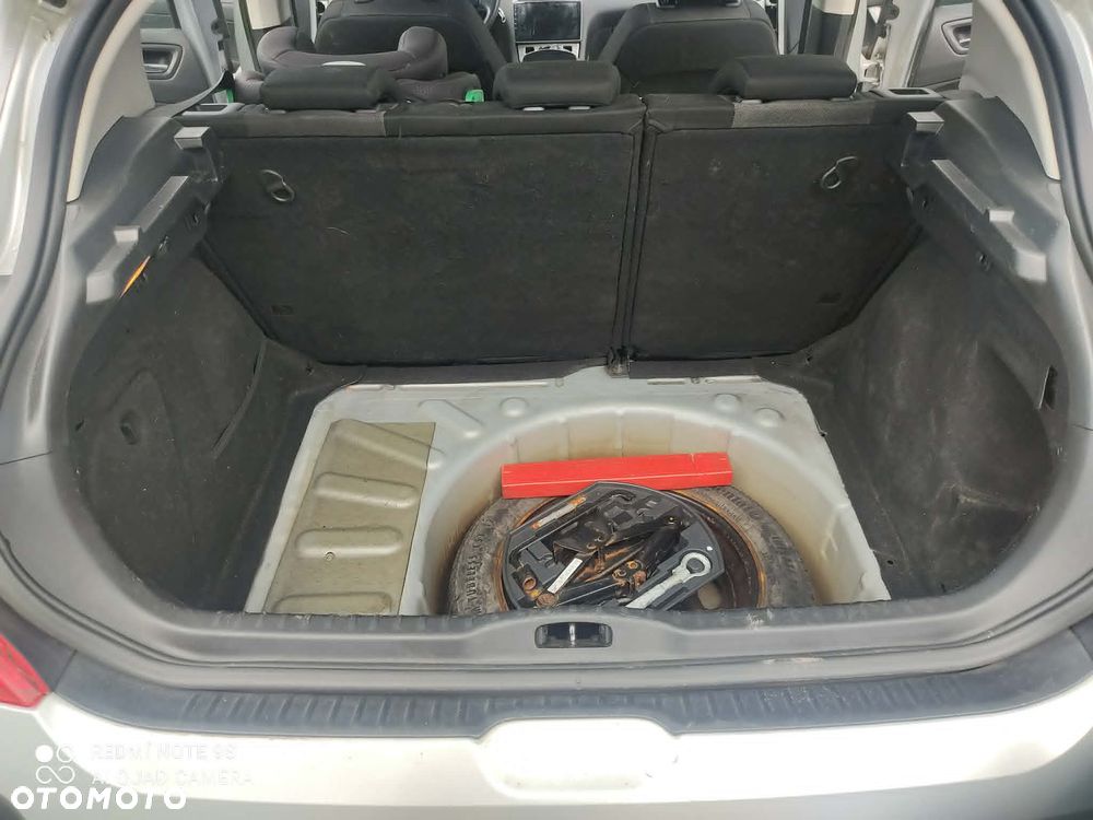 Peugeot 308 1.6 Premium - 8