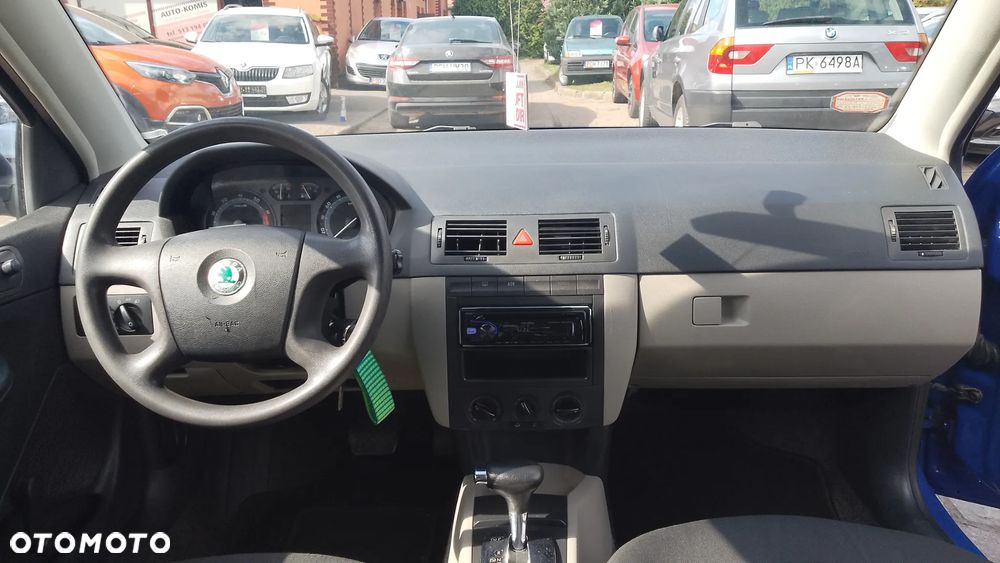 Skoda Fabia - 8