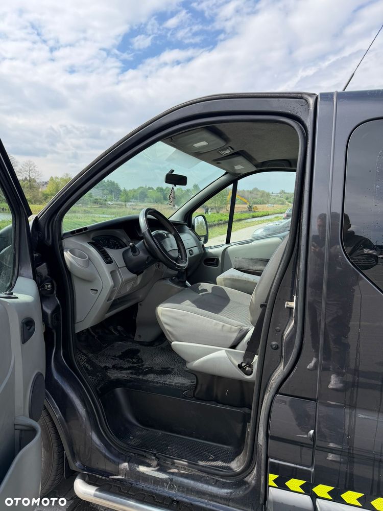 Renault Trafic - 8