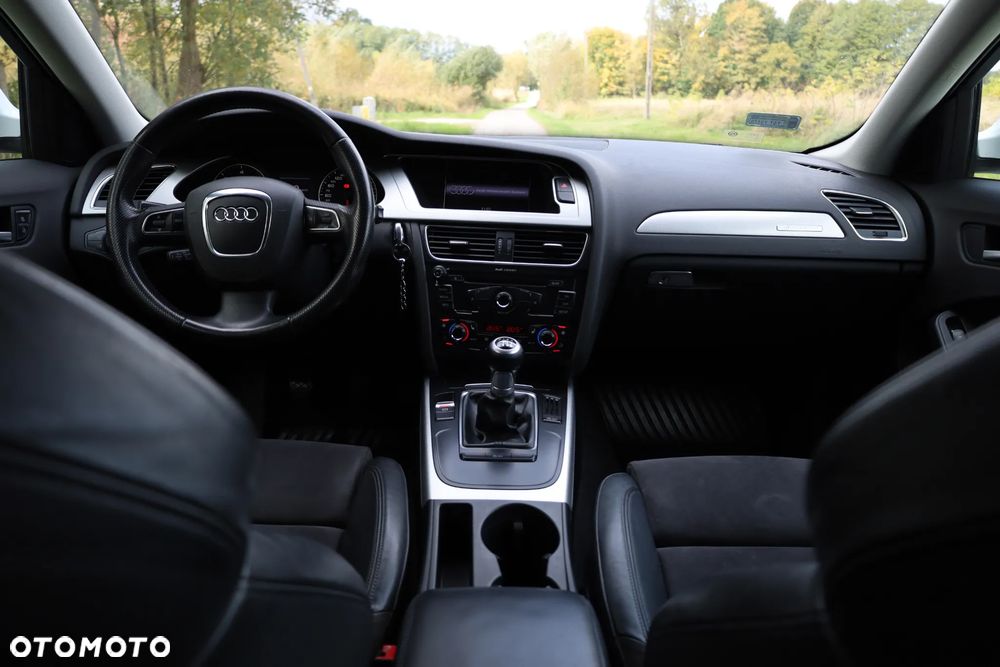 Audi A4 Allroad 2.0 TDI Quattro - 12