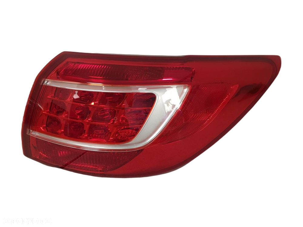 LAMPA TYLNA PRAWA BŁOTNIK  KIA SPORTAGE III 3 10-13  92402-3W0 TYŁ PRAWY