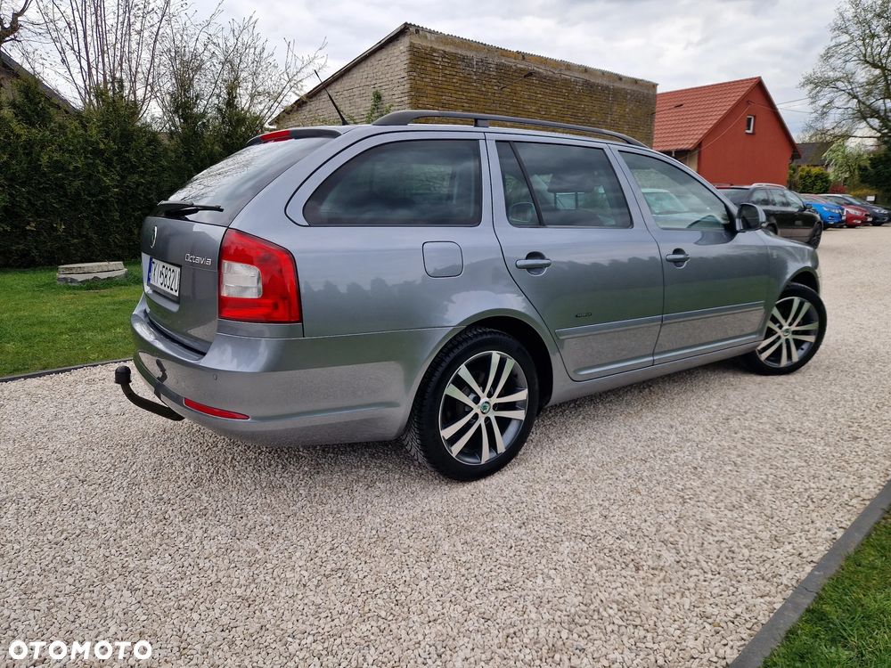 Skoda Octavia 1.8 TSI FAMILY - 31