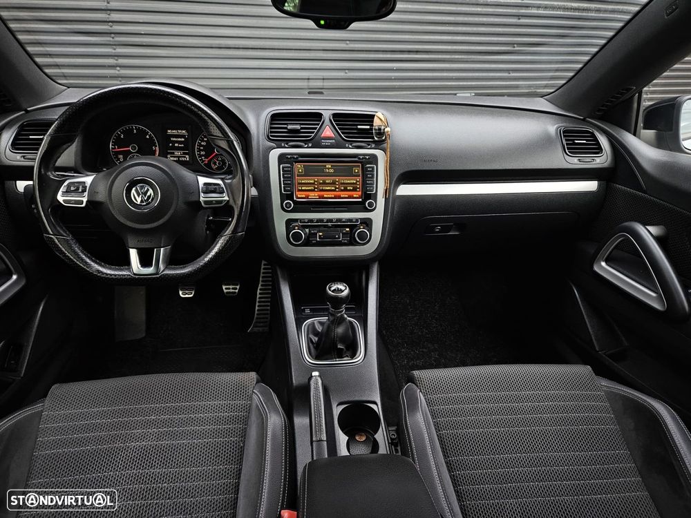 VW Scirocco 2.0 TDI Sport - 14