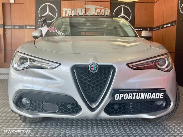 Alfa Romeo Stelvio 2.2 D Veloce Q4 AT8 - 11