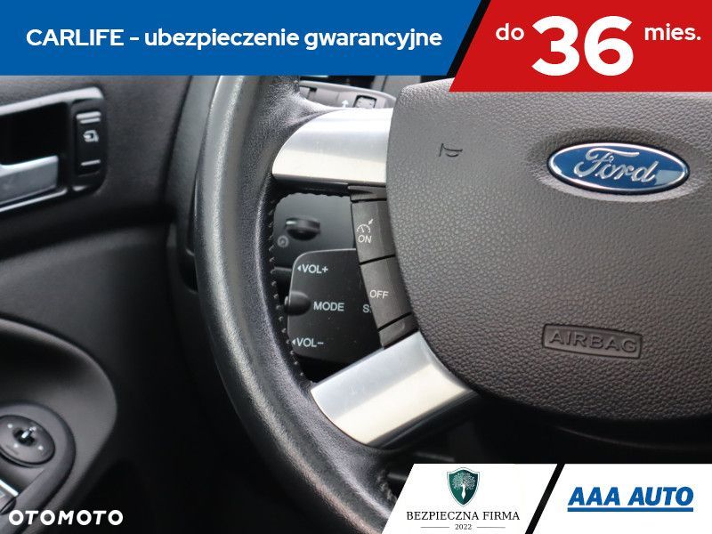 Ford Kuga - 18