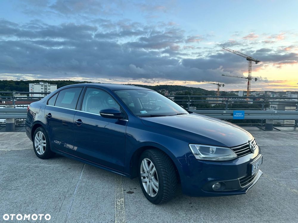 Volkswagen Jetta 1.4 TSI Highline - 4