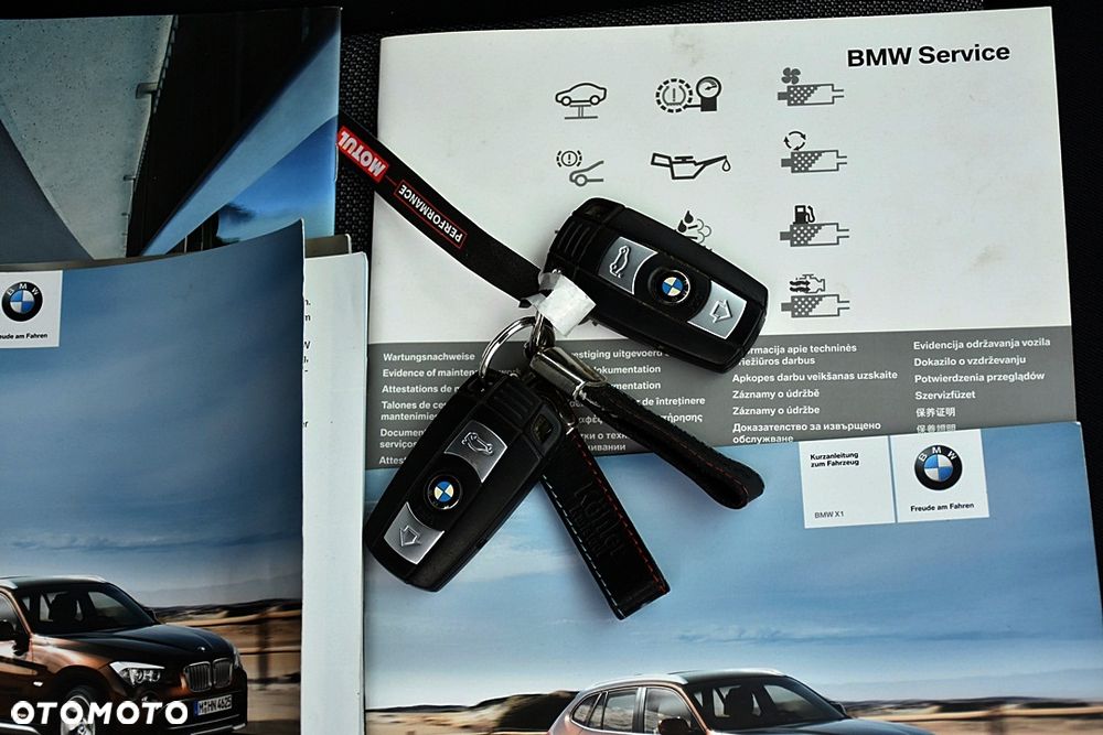 BMW X1 sDrive18d xLine - 23
