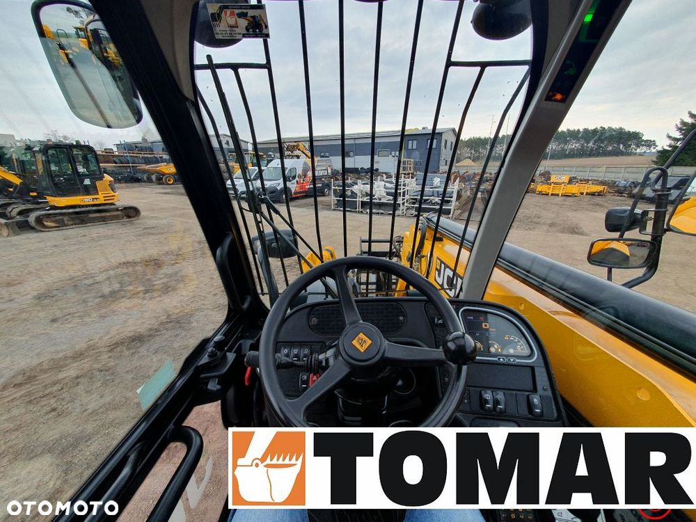 JCB 535-125 HI VIZ - 21