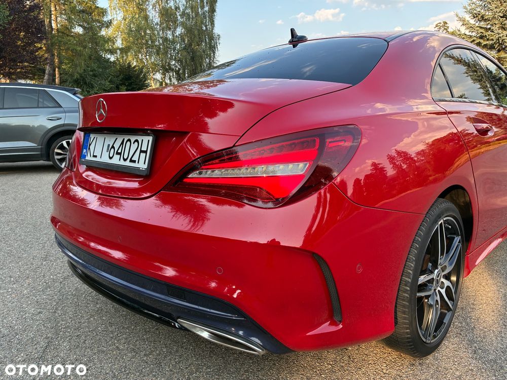 Mercedes-Benz CLA 180 AMG Line - 6