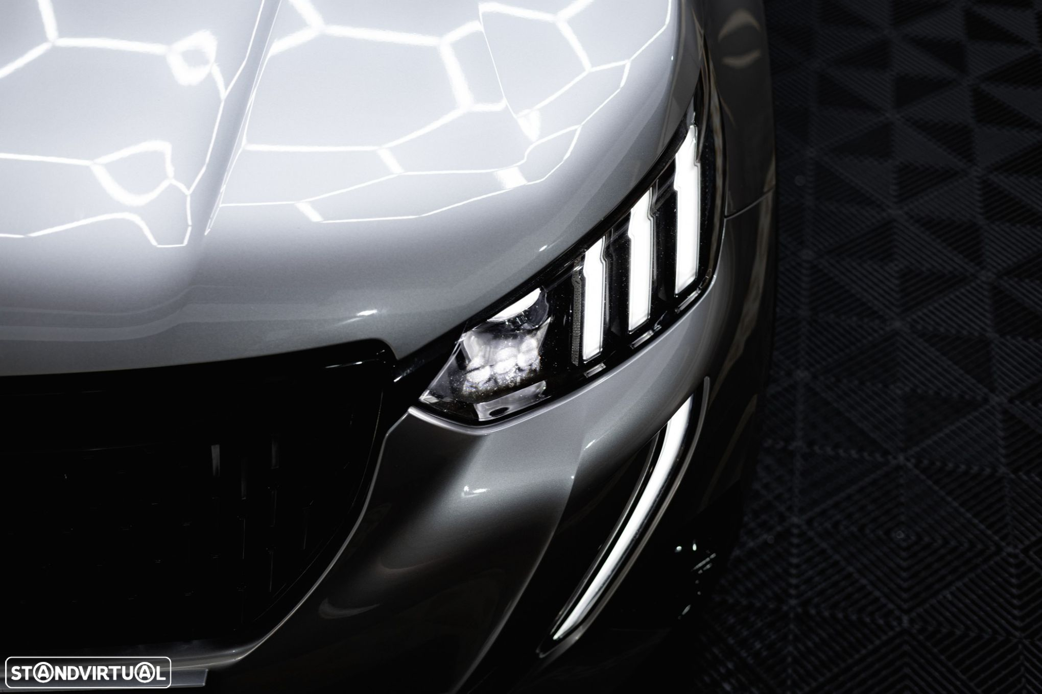 Peugeot 2008 BlueHDi 130 EAT8 GT Pack - 15