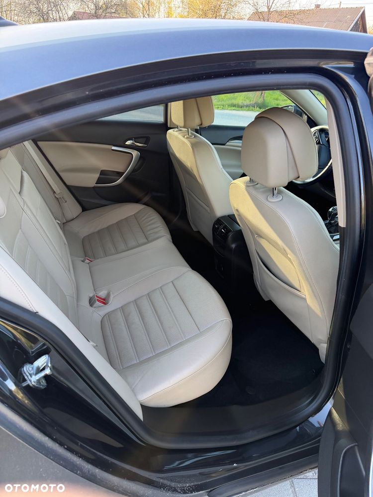 Opel Insignia 2.0 CDTI Executive S&S - 8