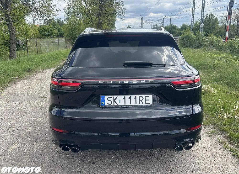 Porsche Cayenne - 7