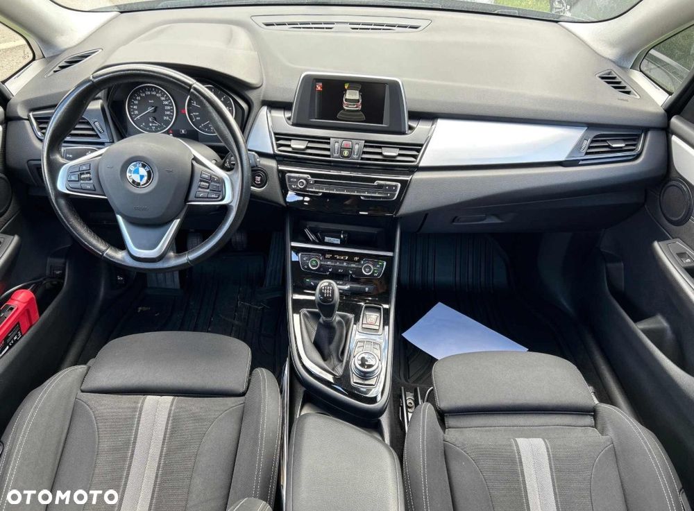 BMW Seria 2 218d Advantage - 12