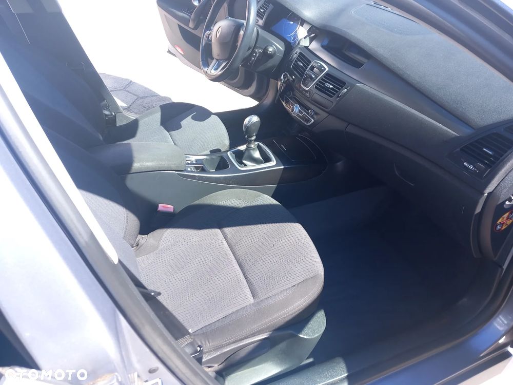 Renault Laguna 1.6 16V 110 Expression - 25