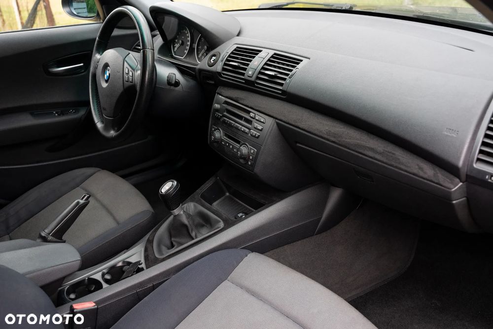 BMW Seria 1 - 19