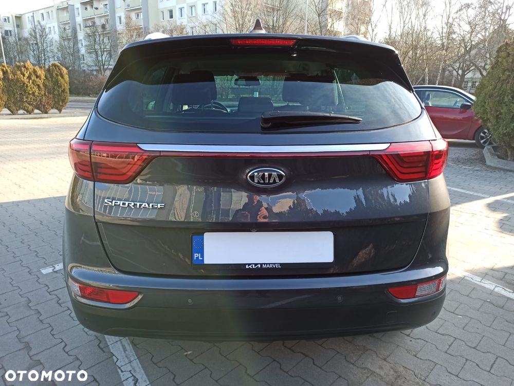 Kia Sportage 1.7 CRDI 2WD ISG Dream-Team Edition - 6