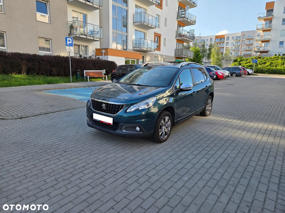 Peugeot 2008 1.2 Pure Tech Style - 1