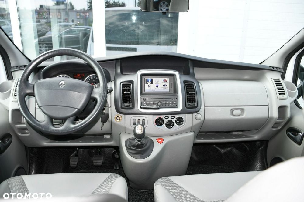 Renault Trafic - 2