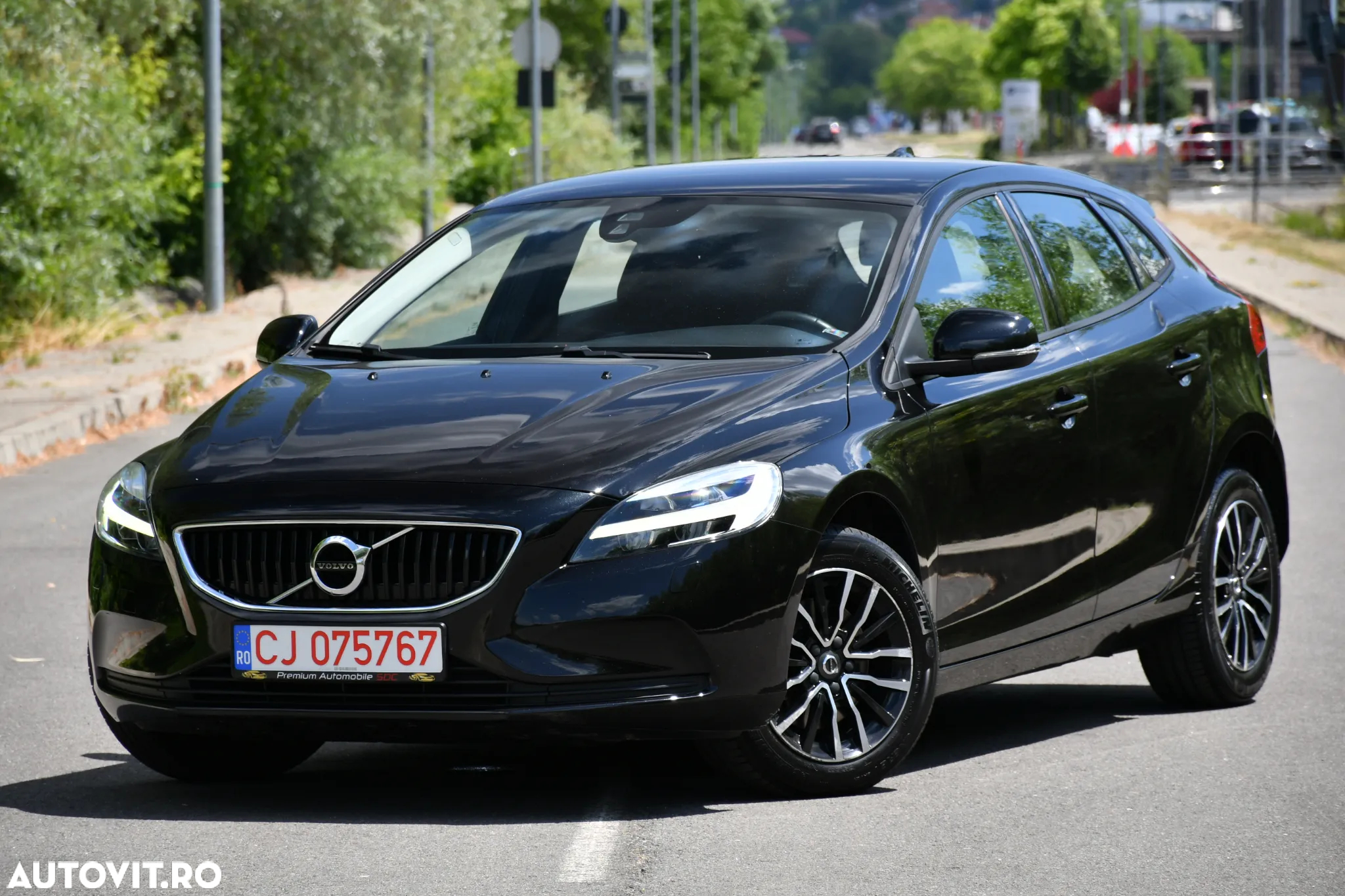Volvo V40 T2 Summum - 12
