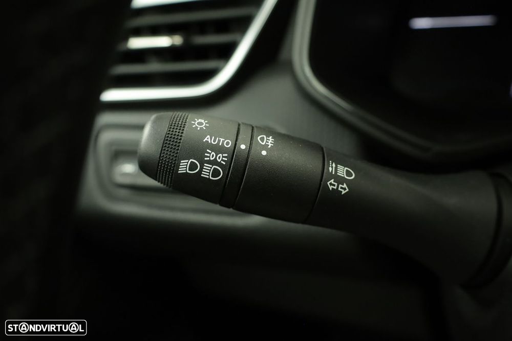 Mitsubishi Colt 1.0 MPI-T Launch Edition - 16