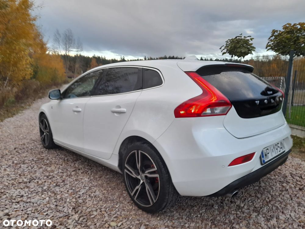 Volvo V40 D4 Ocean Race - 37