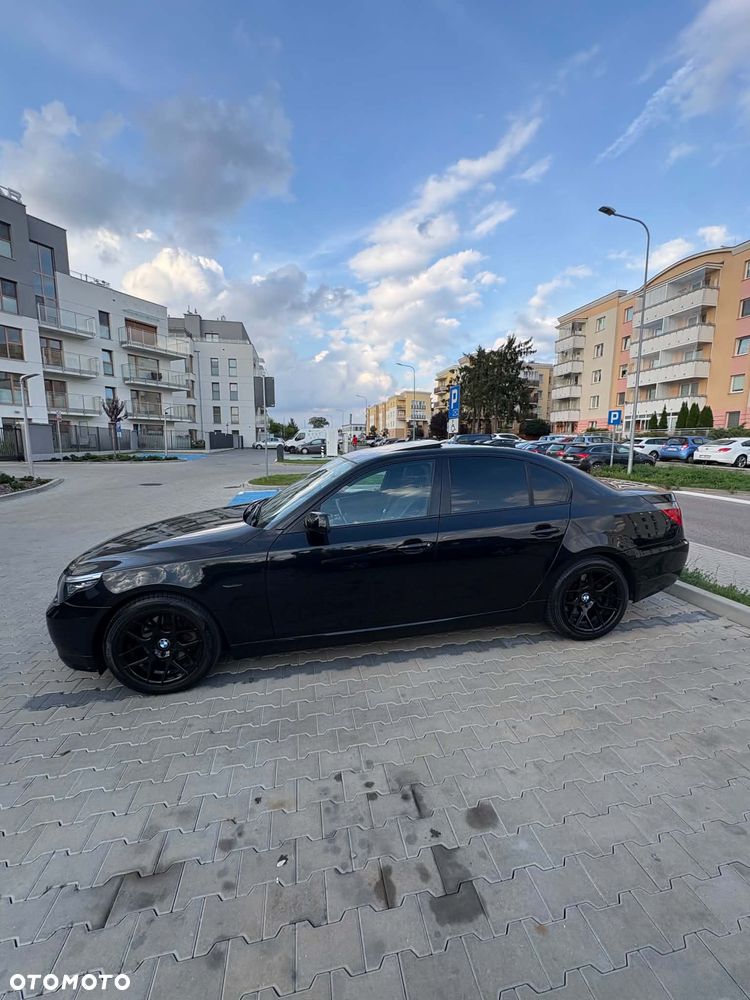 BMW Seria 5 520i Edition Sport - 8