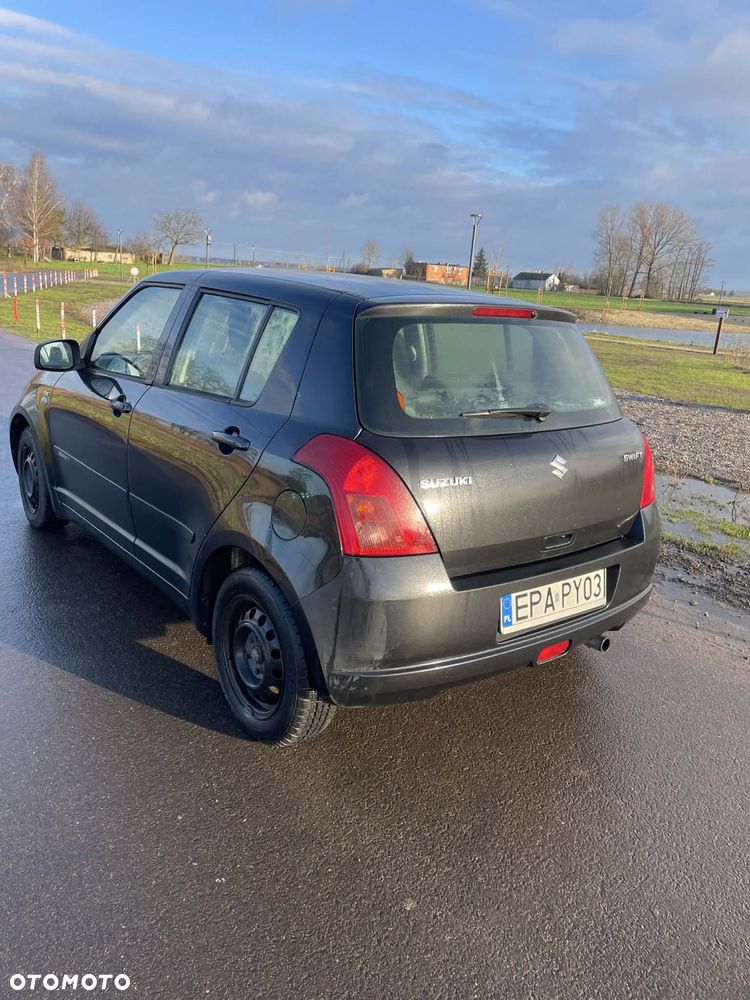 Suzuki Swift - 7