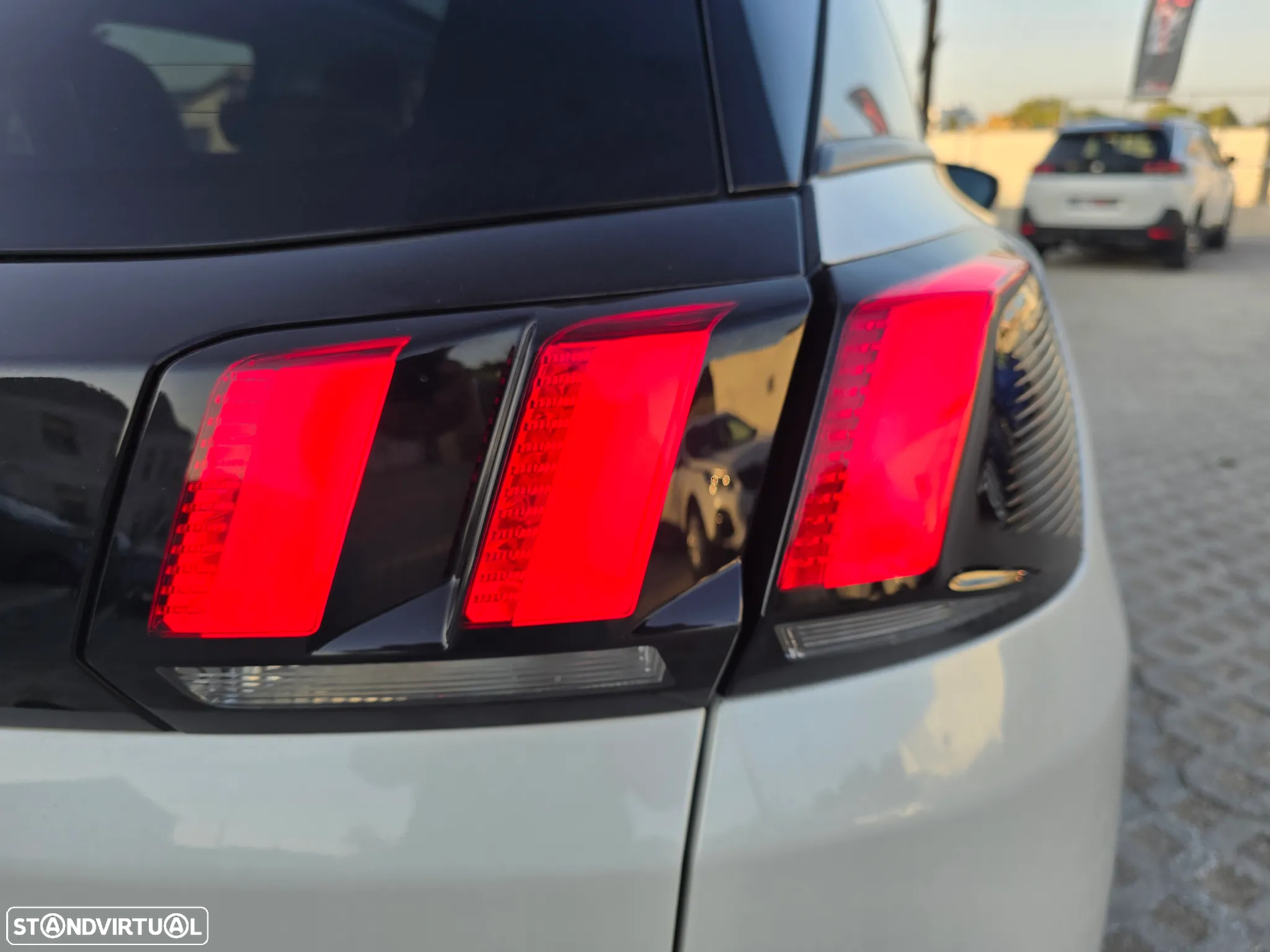 Peugeot 3008 1.6 BlueHDi Allure EAT6 - 19