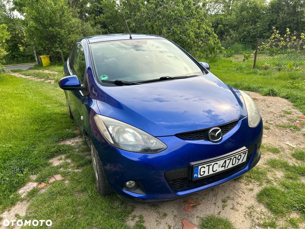 Mazda 2 - 4