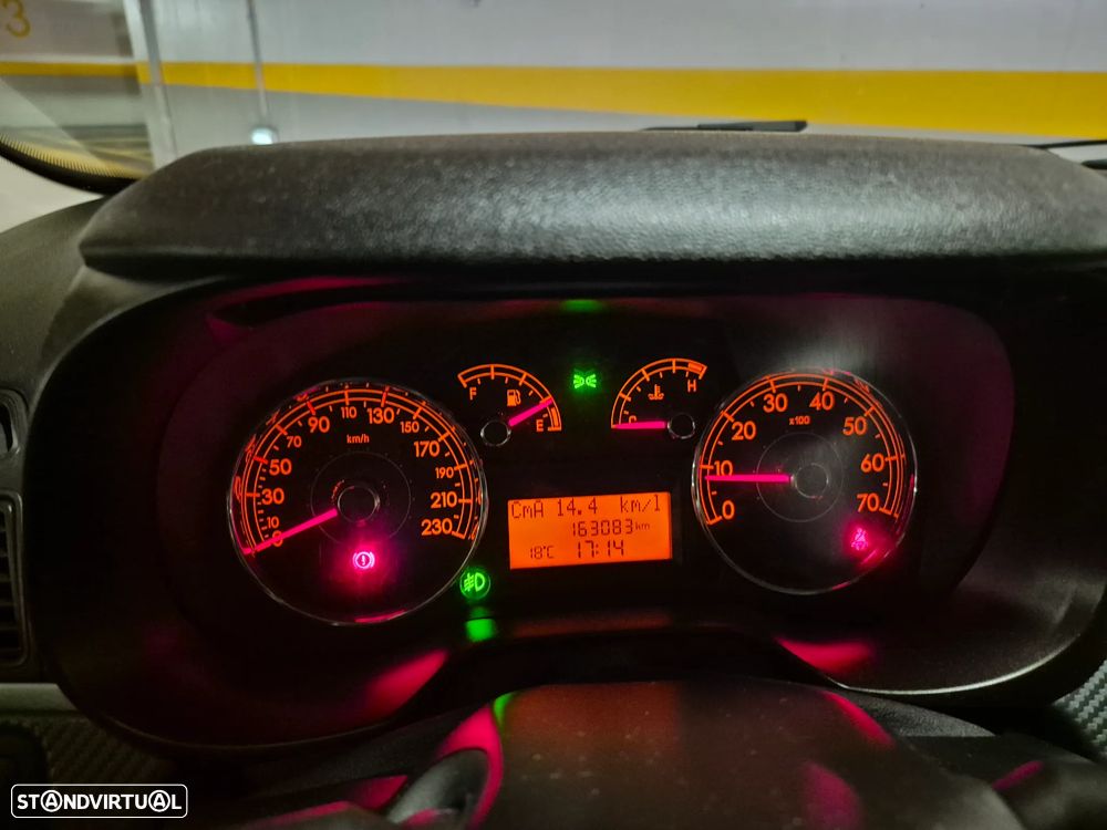 Fiat Grande Punto 1.3 M-Jet Dynamic - 13