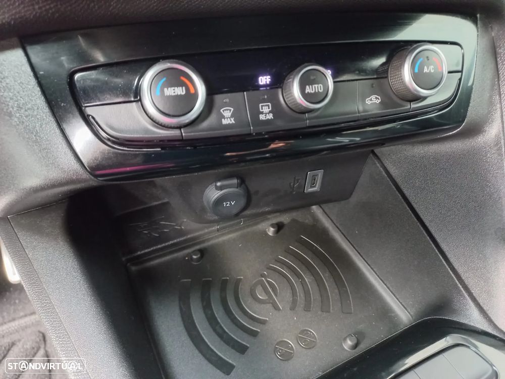 Opel Corsa 1.2 T Hybrid EdCT - 12