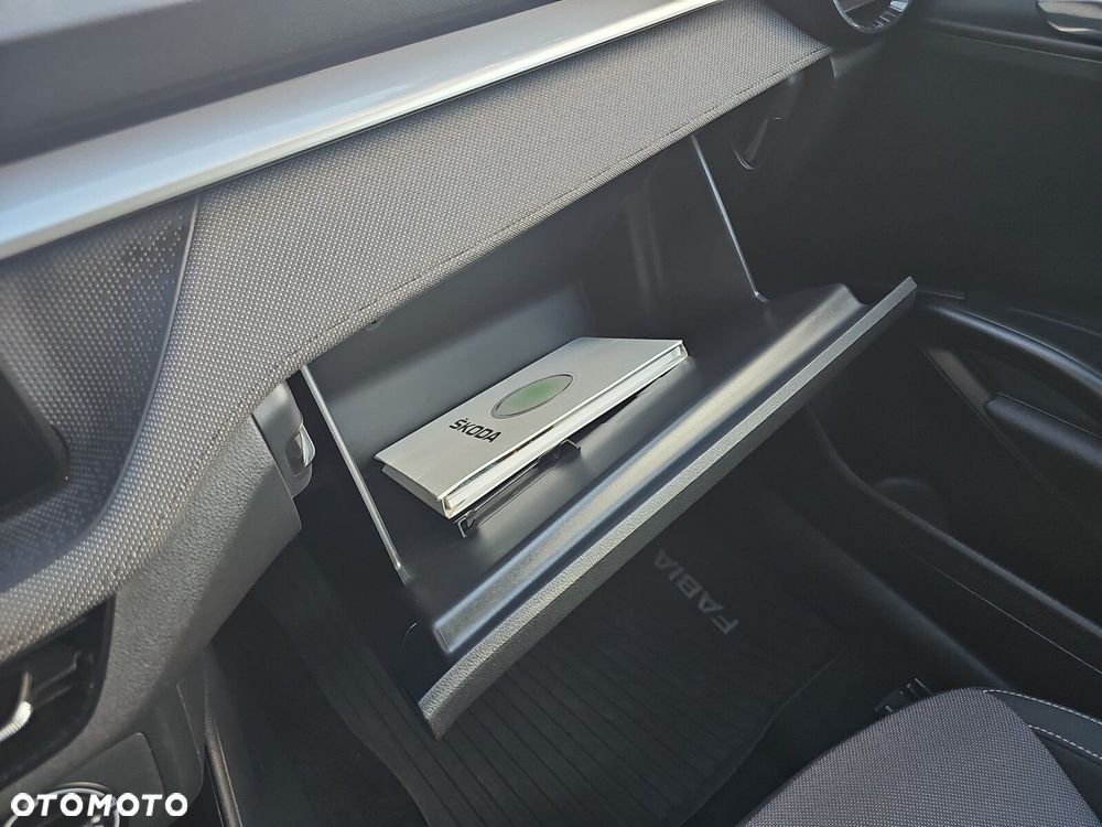 Skoda Fabia 1.0 TSI Ambition - 36