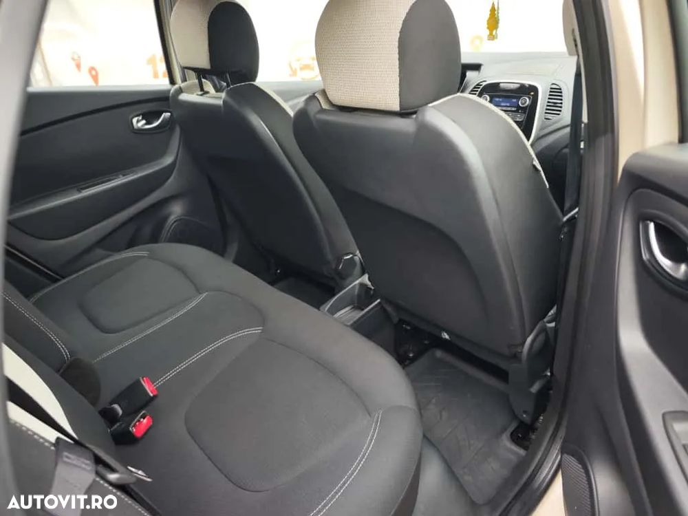 Renault Captur - 12