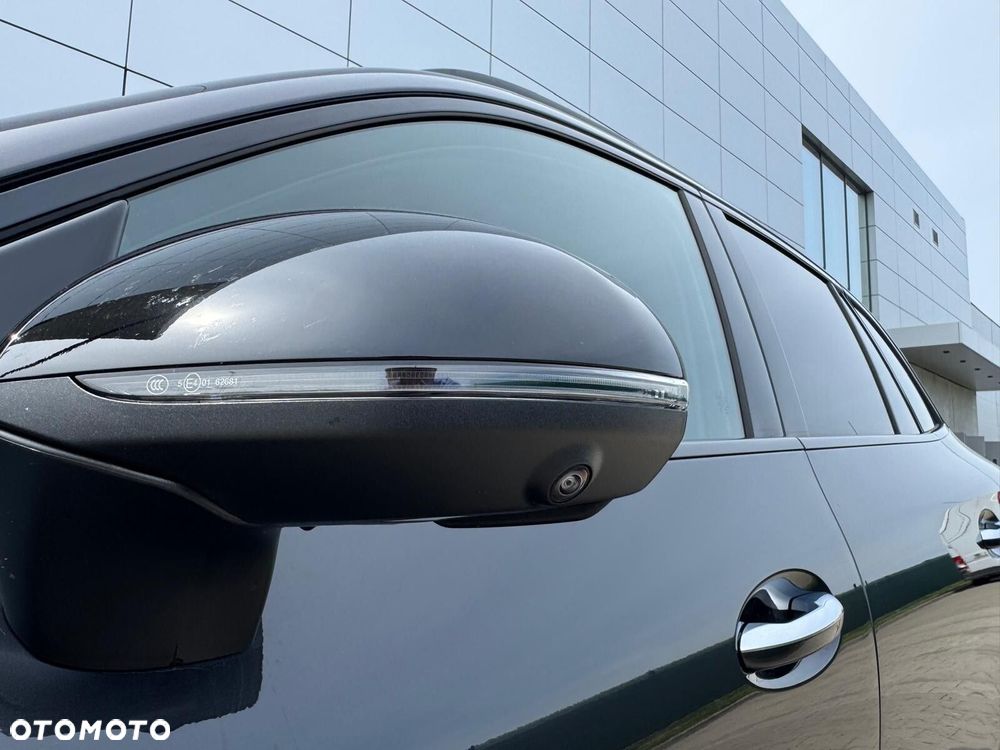 Mercedes-Benz GLC - 19