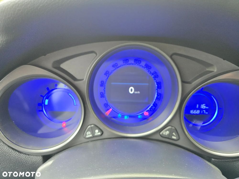 Citroën C4 1.6 HDi Attraction - 23