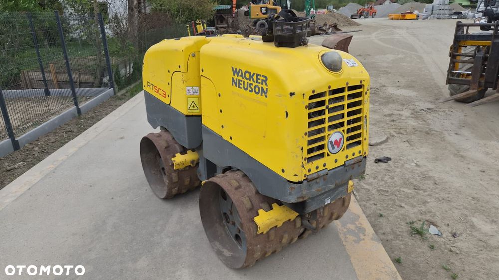 Wacker Neuson RT 82 SC3 Walec okołkowany kołek 1500kg wibracyjny SC pilot - 4
