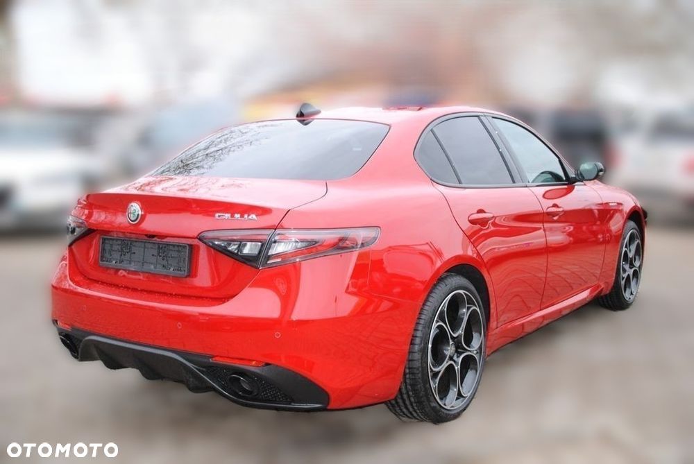Alfa Romeo Giulia 2.0 Turbo Veloce Q4 - 4