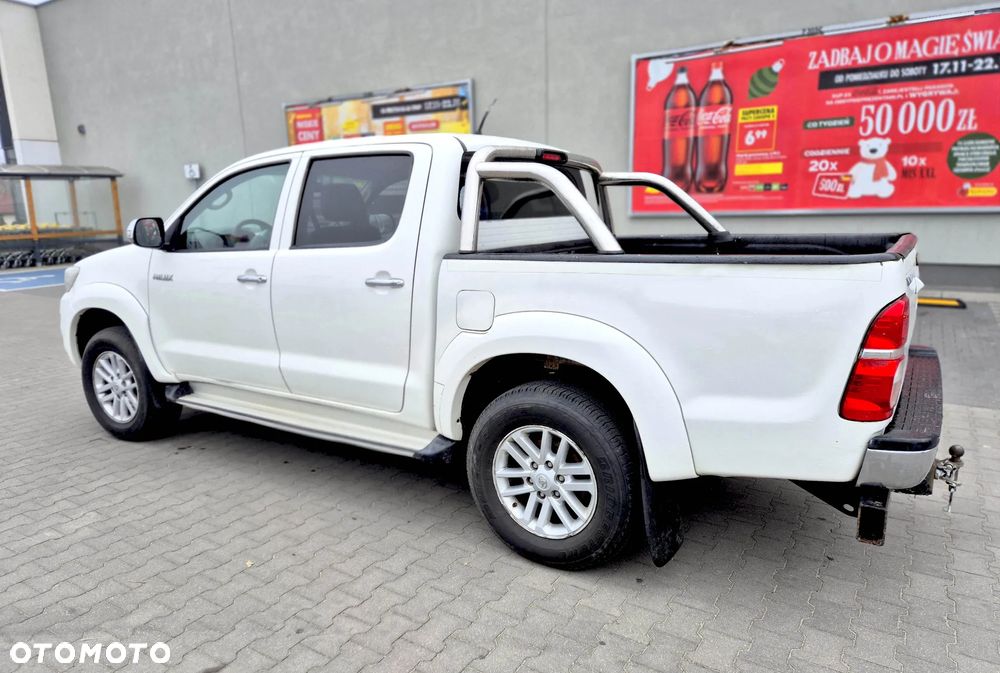 Toyota Hilux 3.0 D-4D SR5 - 3