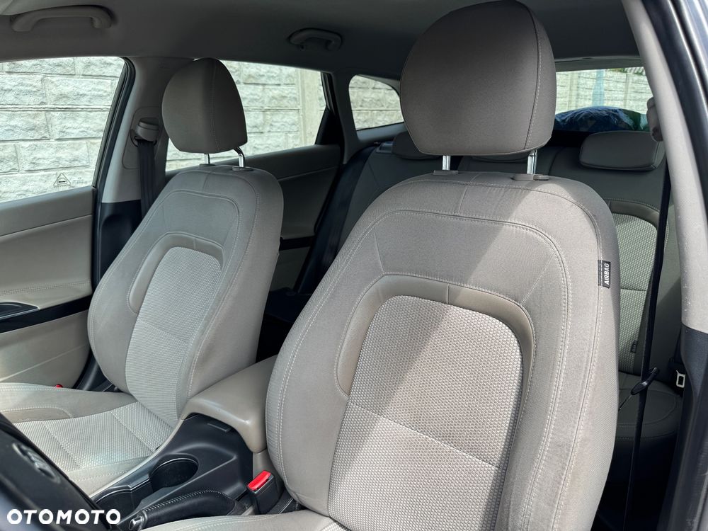 Kia Ceed 1.6 GDI Business Line - 11