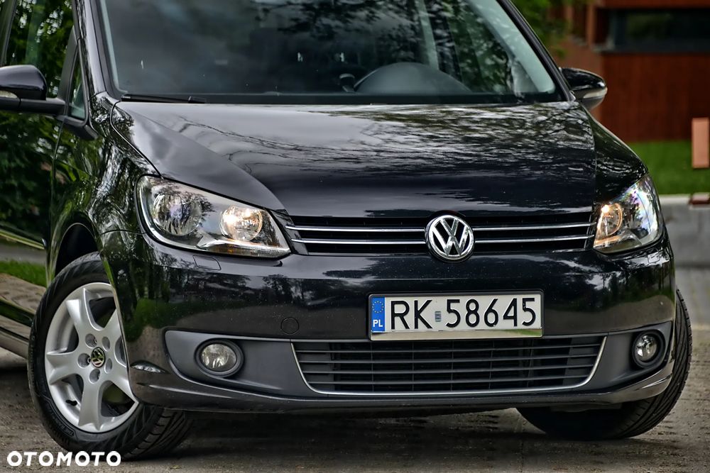 Volkswagen Touran - 13
