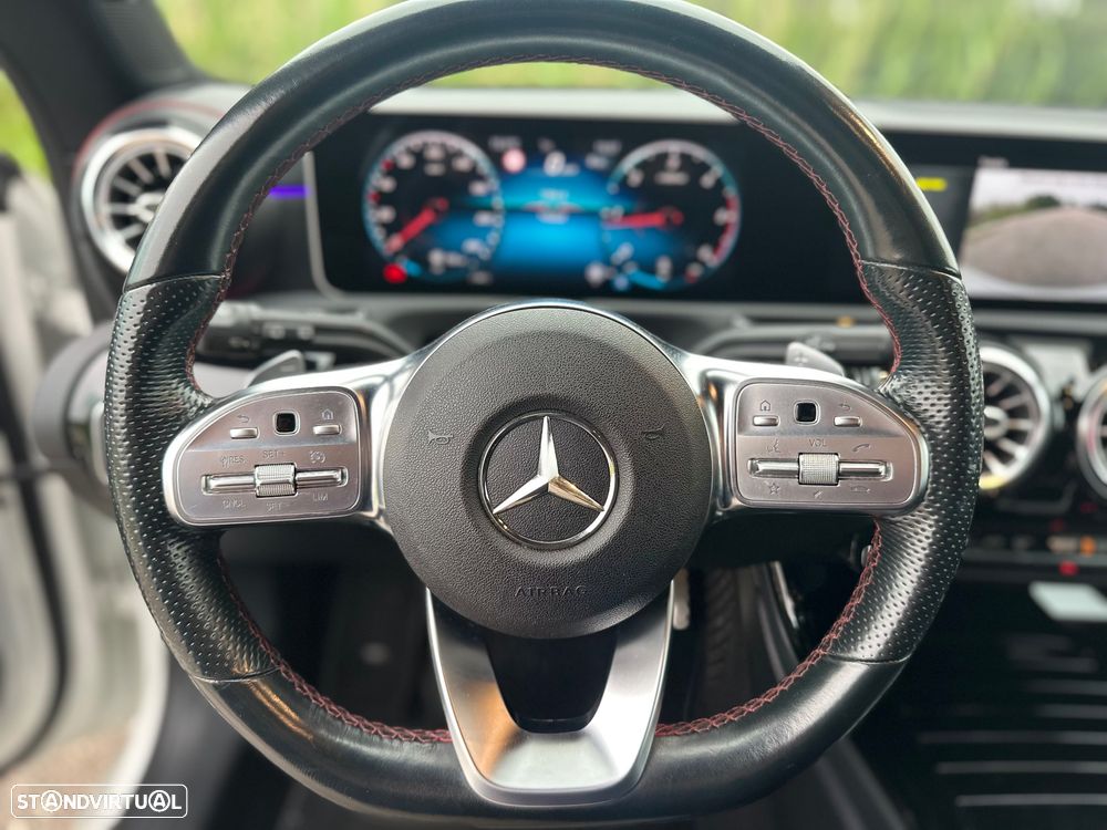 Mercedes-Benz CLA 220 d Shooting Brake AMG Line Aut. - 13