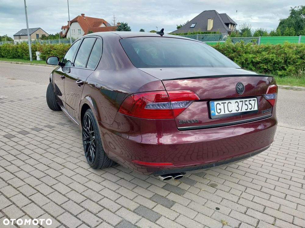 Skoda Superb 2.0 TDI Active - 11