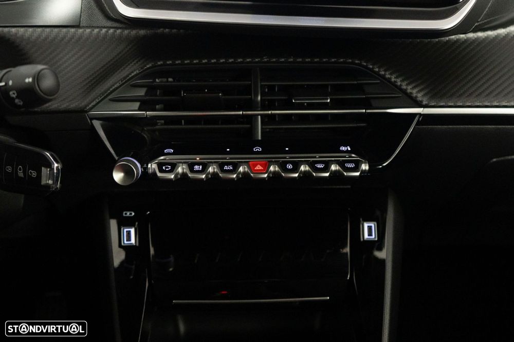 Peugeot 2008 1.2 PureTech Allure - 24