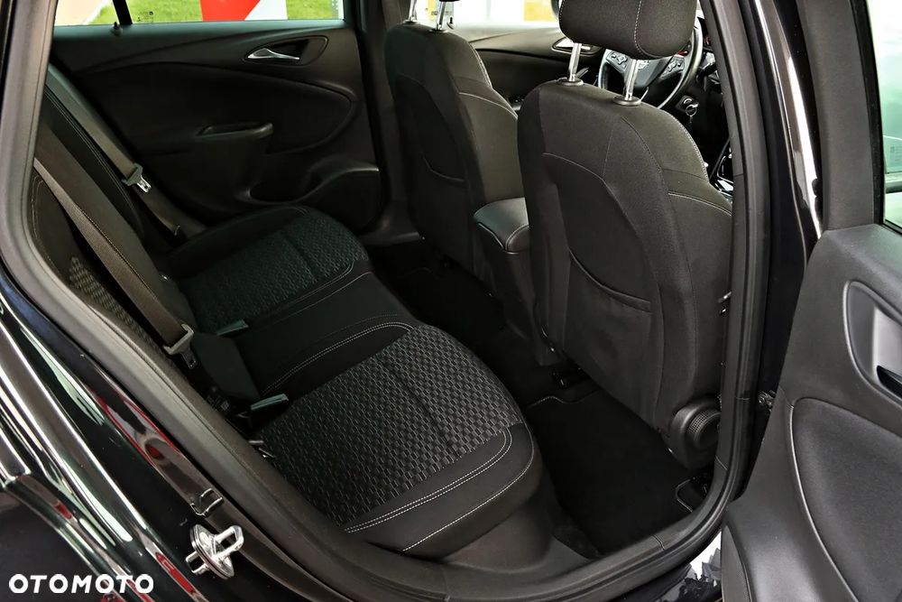 Opel Astra 1.4 Turbo Active - 36