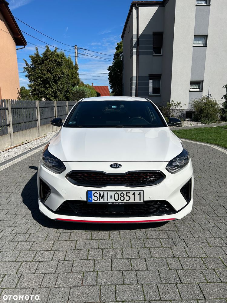 Kia ProCeed 1.6 T-GDI GT DCT - 3