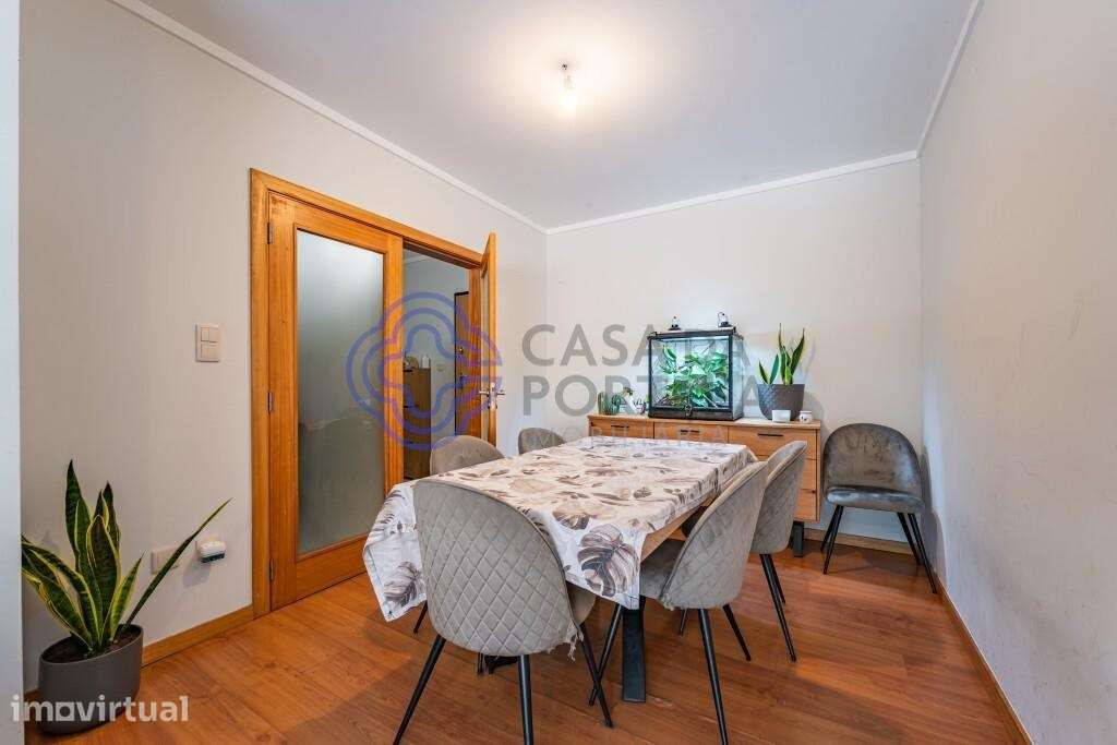 Apartamento com terraço em Canelas em zona habitacional - Grande imagem: 4/20