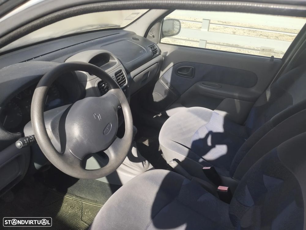 Renault Clio - 3